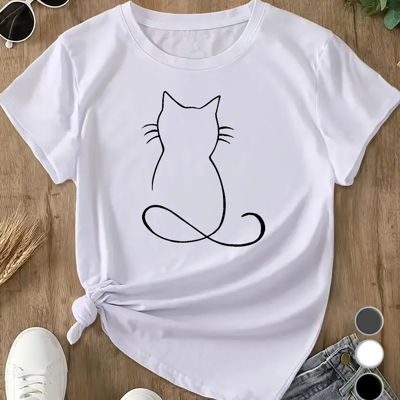 Line Cat Plus Size Women's Sports T-Shirt