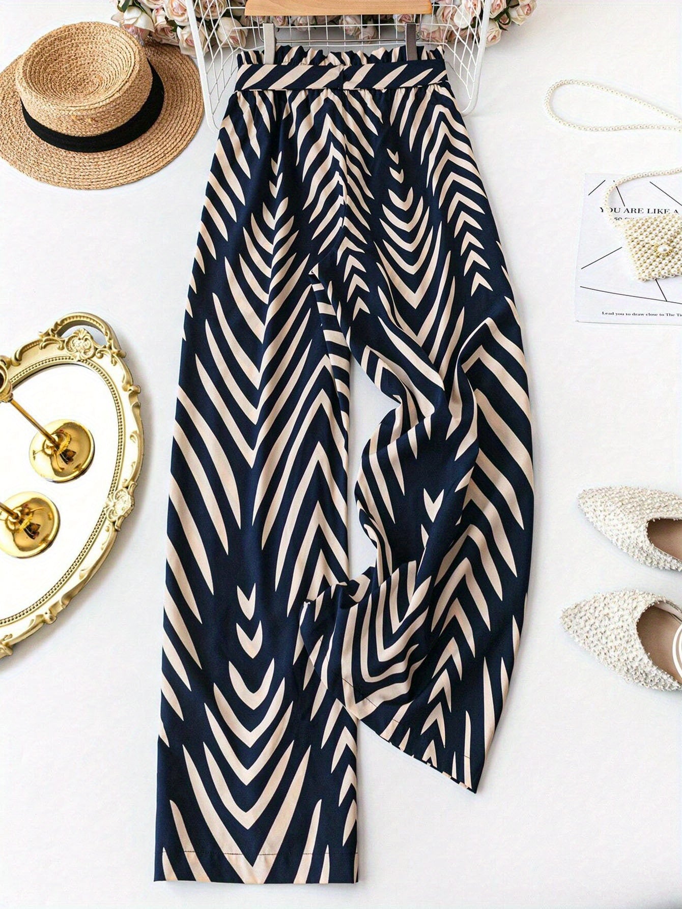 Plus Size Tropical Print Wide-Leg Pants with Belt