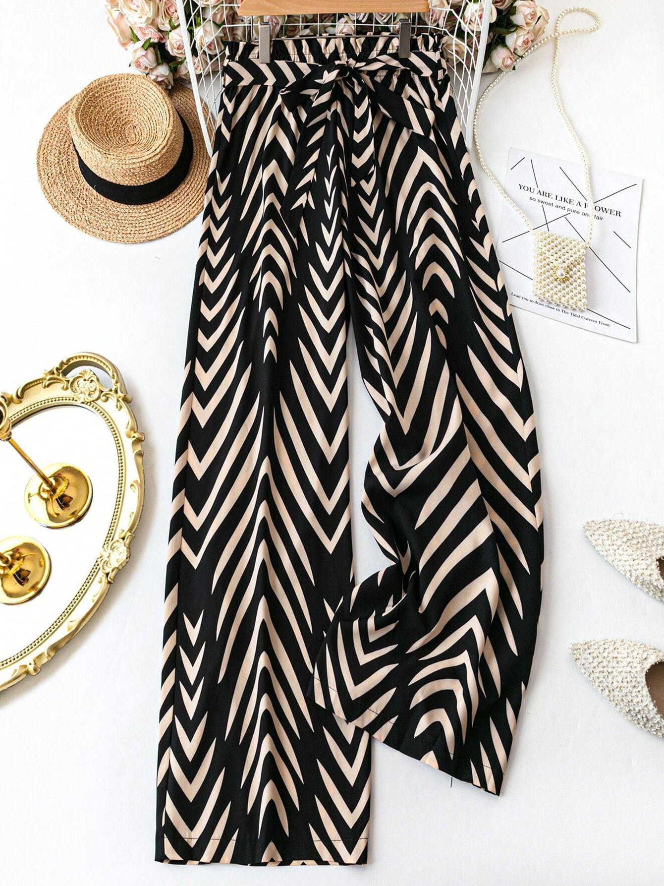 Plus Size Tropical Print Wide-Leg Pants with Belt