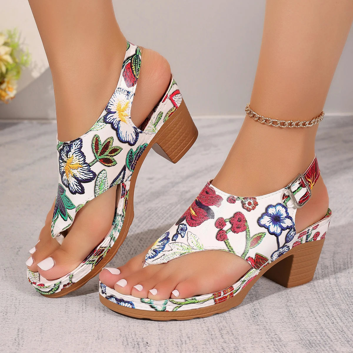Chunky Heel Sandals - Trendy Summer Pumps
