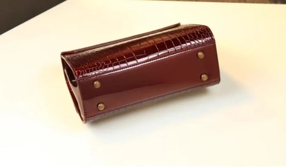 Luxury Casual Leather Women's Crossbody Bag – Small Square Shoulder Bag