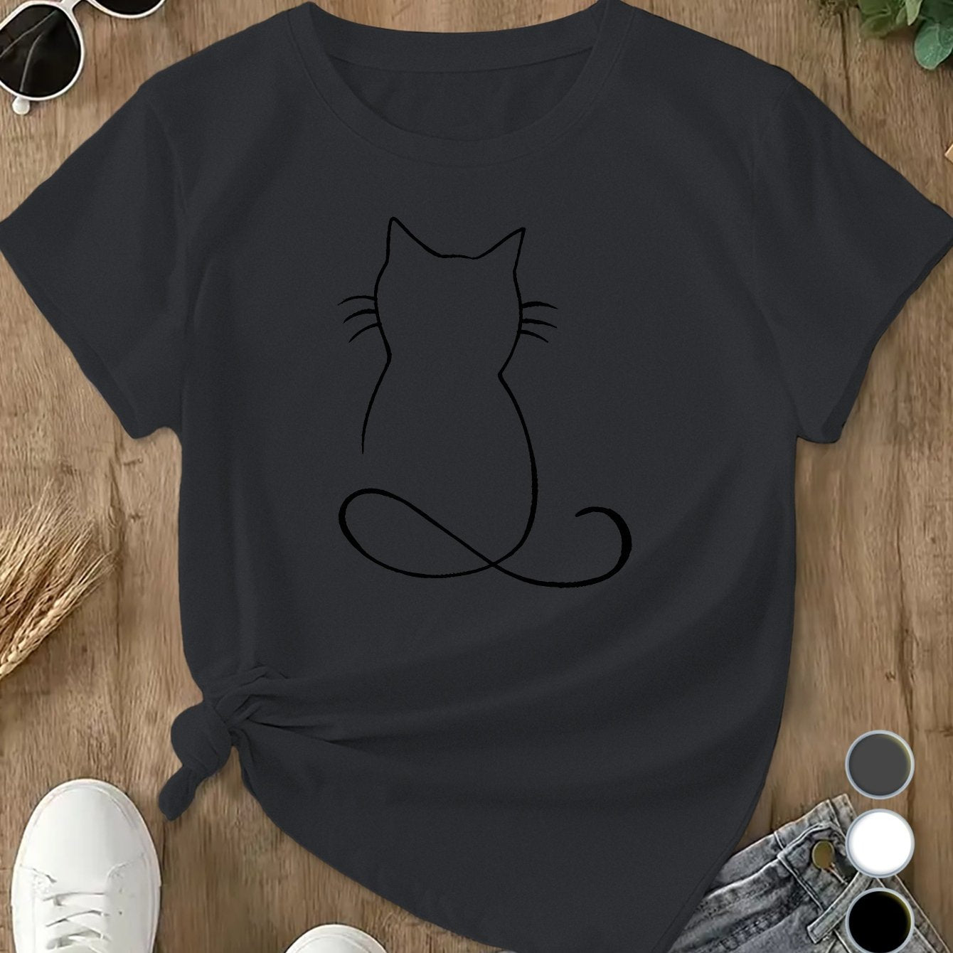 Line Cat Plus Size Women's Sports T-Shirt