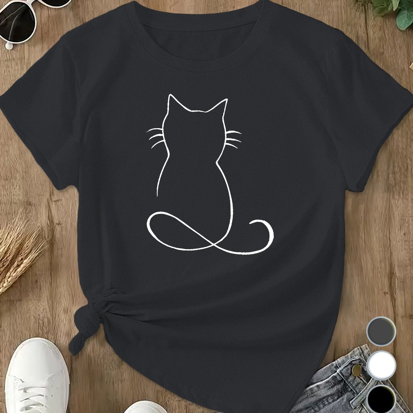 Line Cat Plus Size Women's Sports T-Shirt